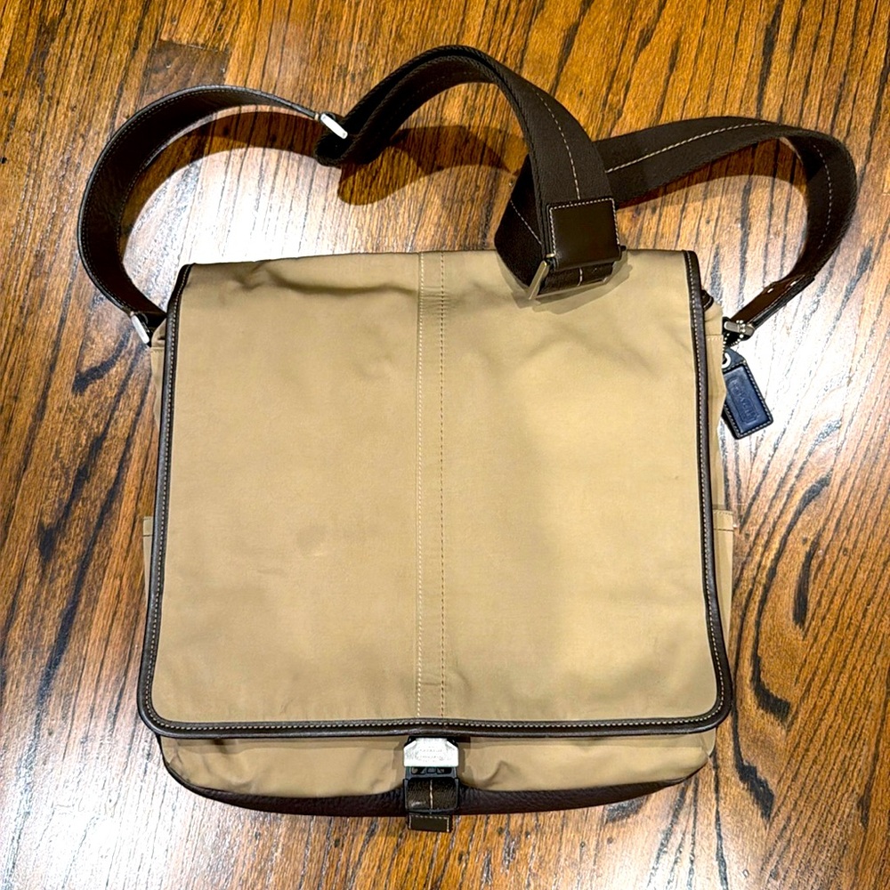 COACH Messenger Bag Nylon Leather Shoulder Crossbody